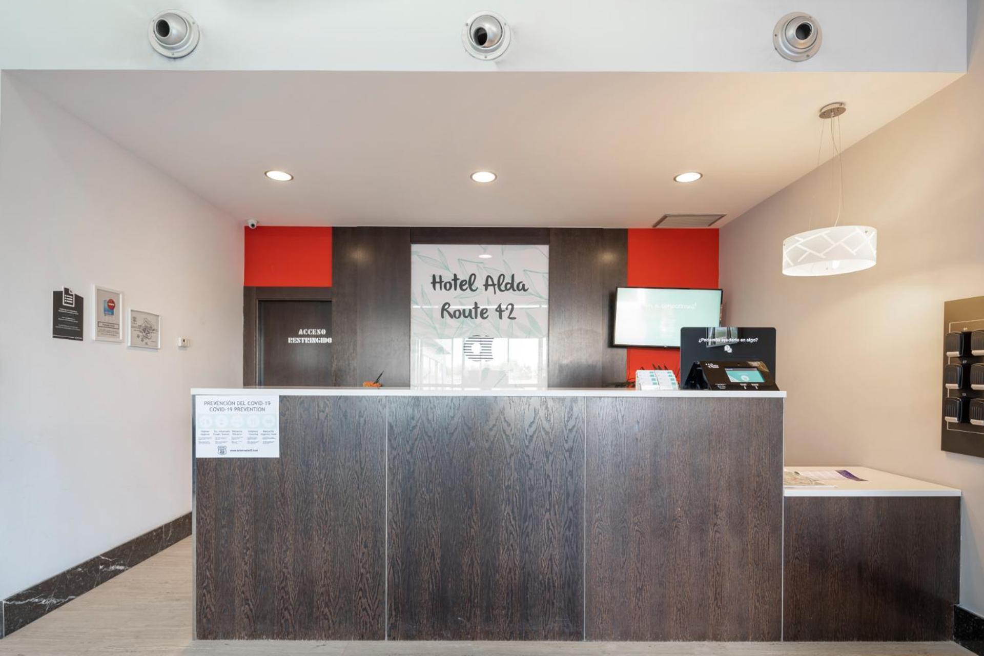 伊列斯卡斯 Alda Route 42酒店 外观 照片